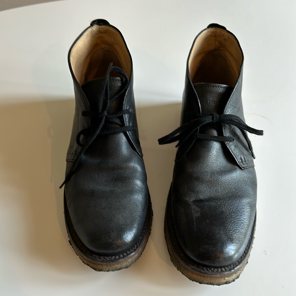 Frye Chukka Boots Crepe Sole